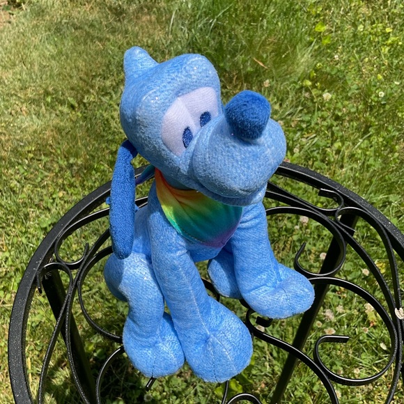 🌈Disney Rainbow Collection Pride Pluto Plush - Picture 3 of 5